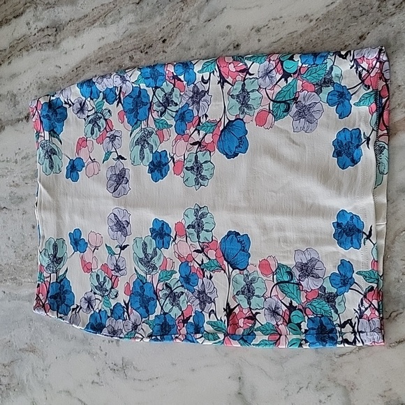 Like new H&M pencil skirt - Picture 1 of 3